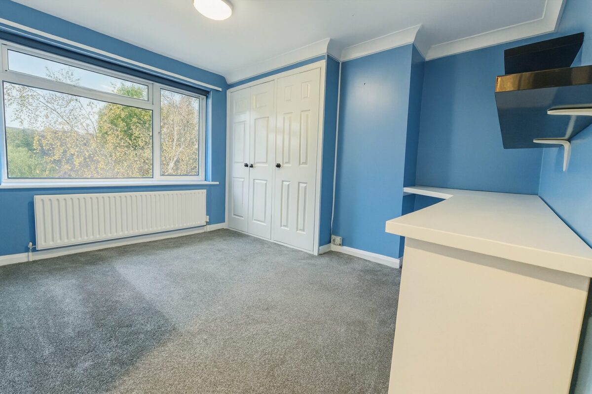 4 Bedroom House  - High Wycombe