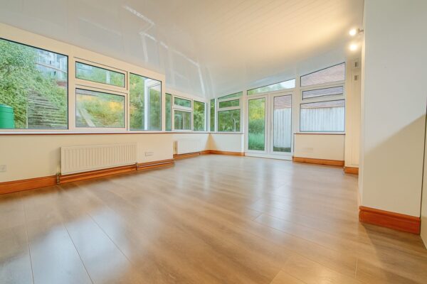 4 Bedroom House  - High Wycombe