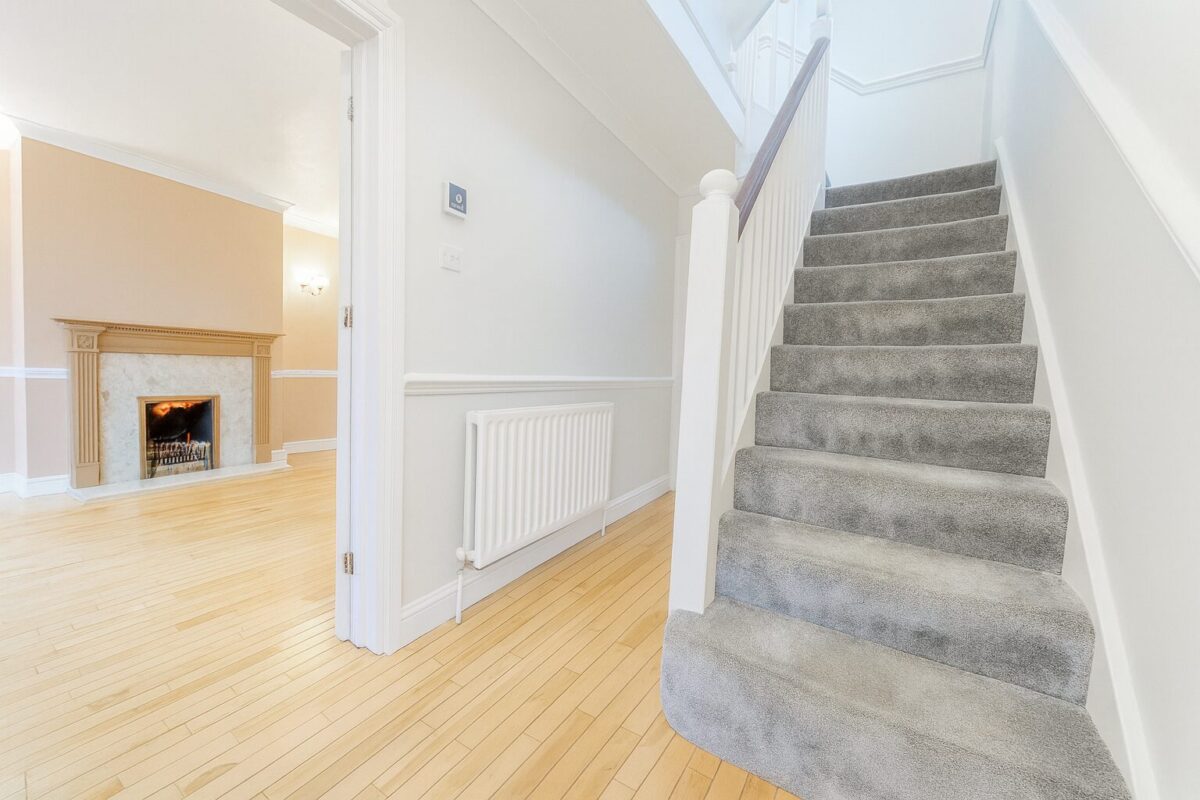 4 Bedroom House  - High Wycombe