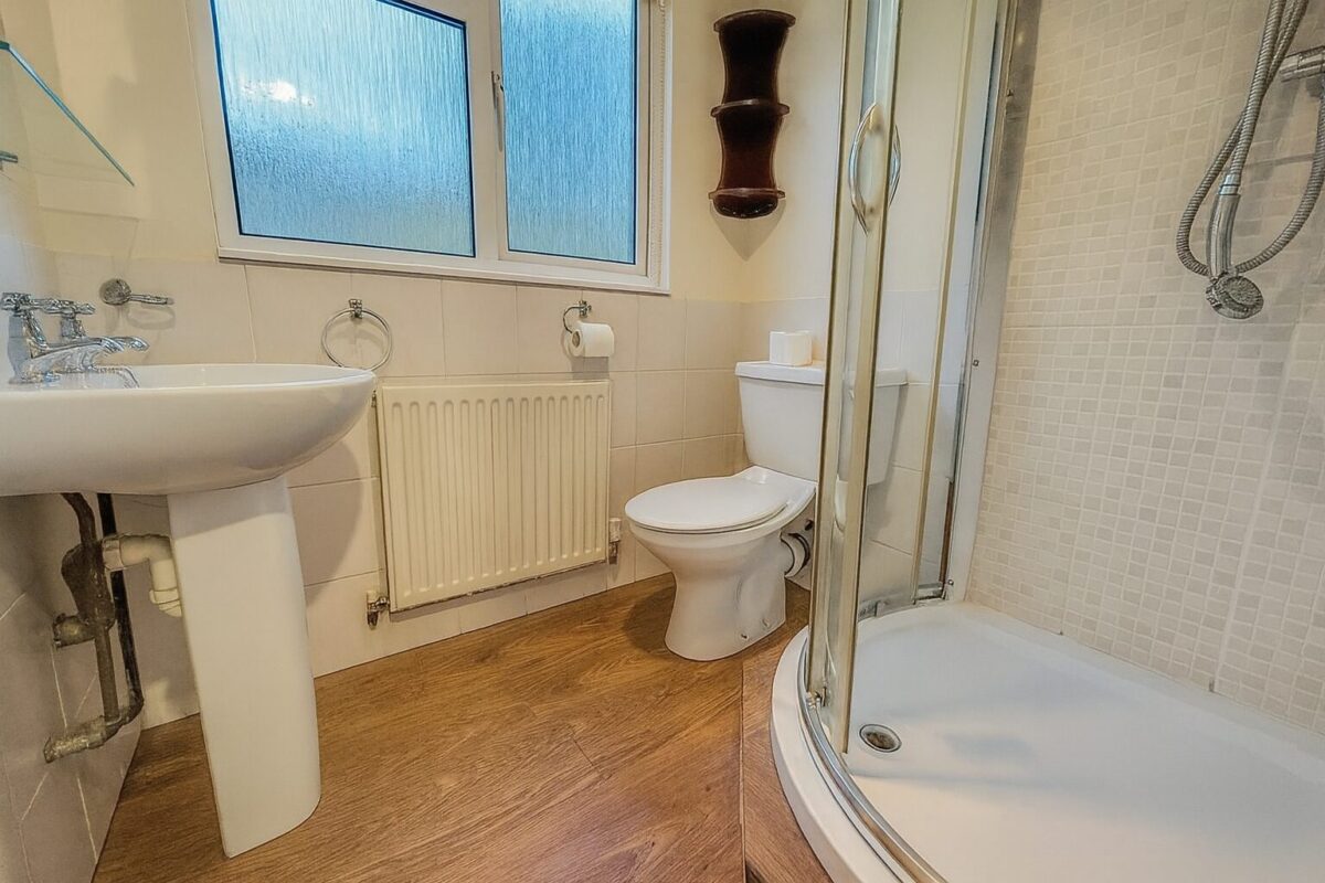 4 Bedroom House  - High Wycombe