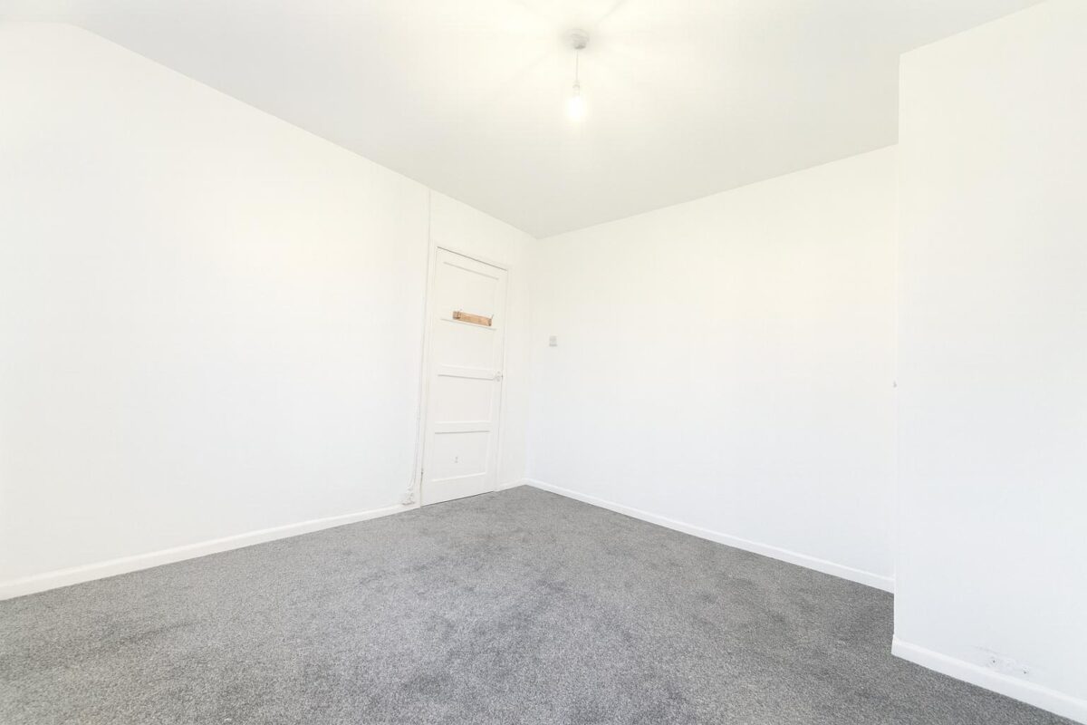 2 Bedroom Flat  - High Wycombe