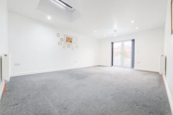 Bills Inclusive 1 Bedroom Flat - High Wycombe