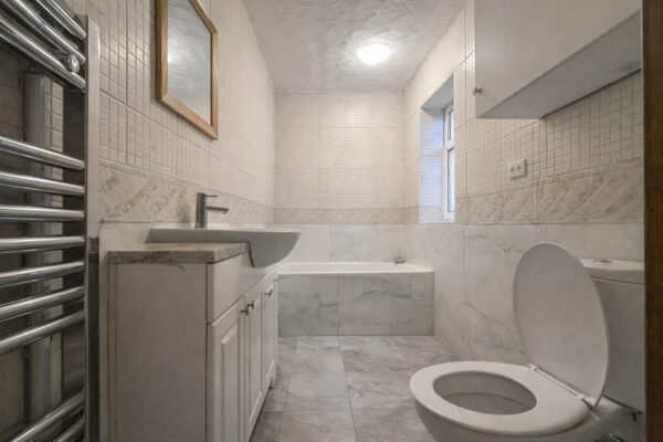 4 Bedroom House - High Wycombe