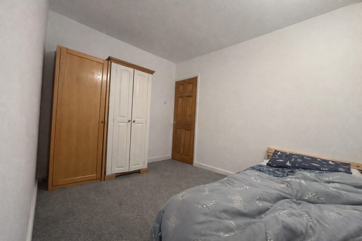4 Bedroom House - High Wycombe