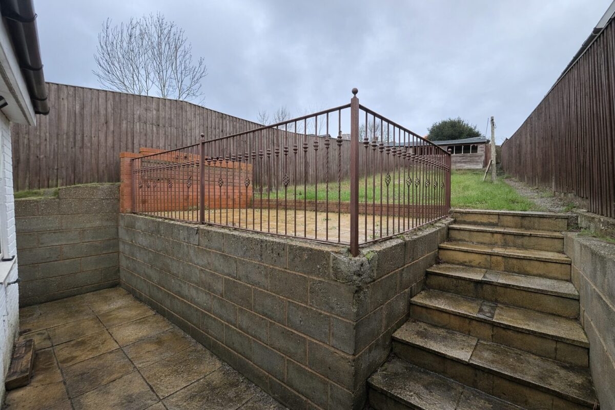 4 Bedroom House - High Wycombe