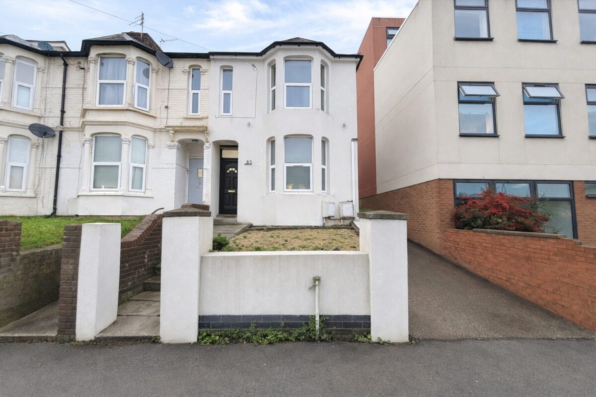 1 Bedroom Flat  - High Wycombe