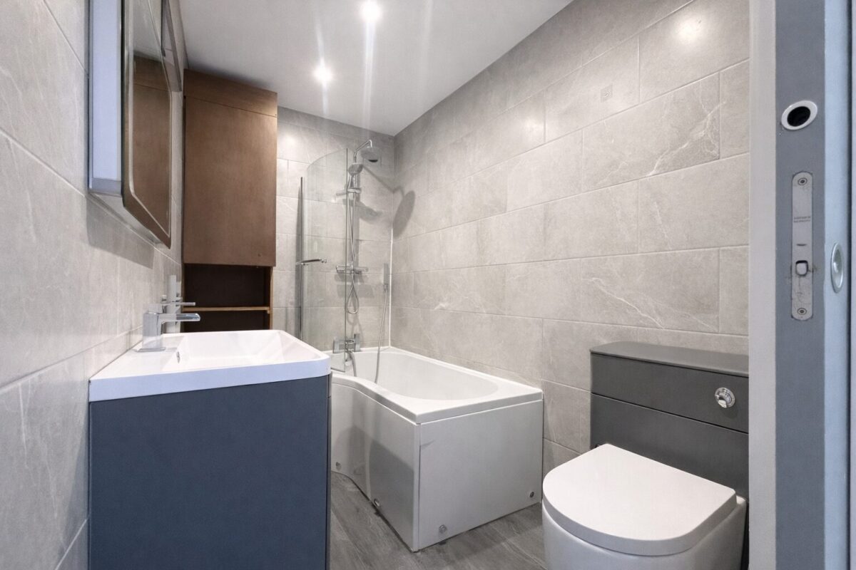 1 Bedroom Flat  - High Wycombe