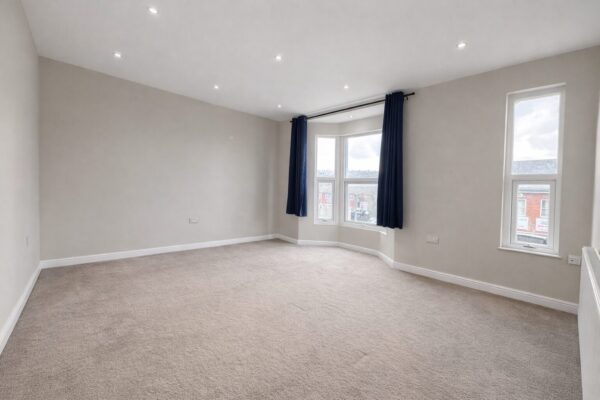 1 Bedroom Flat  - High Wycombe