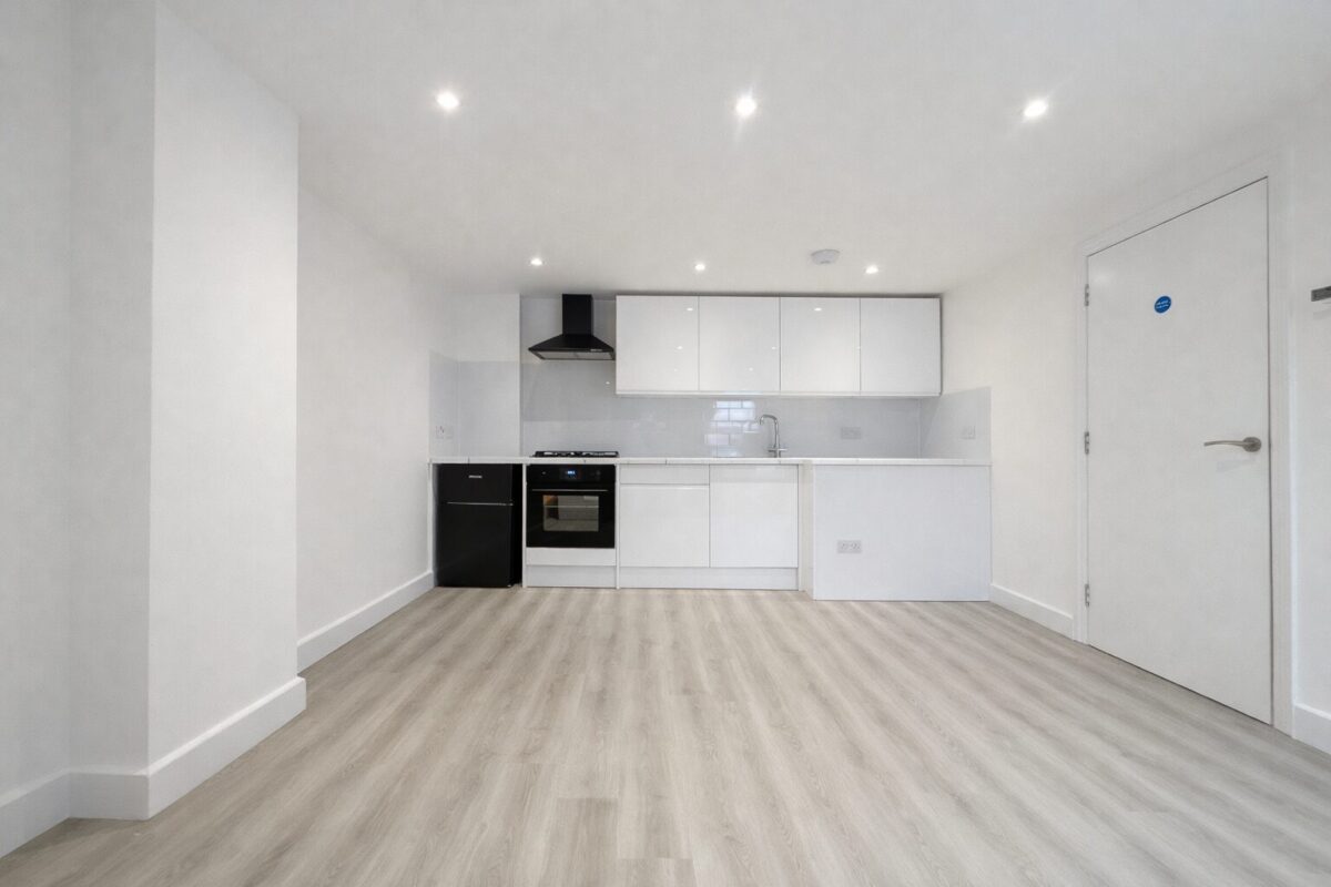 1 Bedroom Flat  - High Wycombe