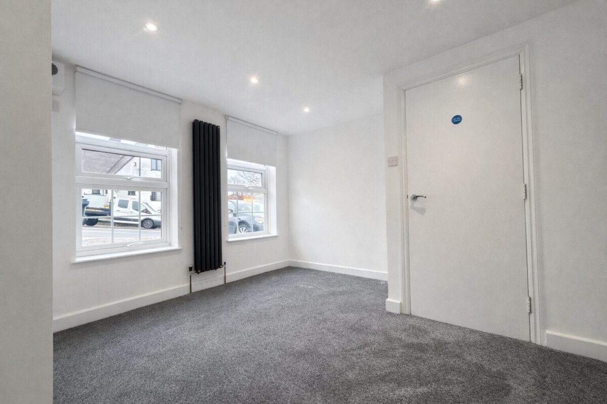 1 Bedroom Flat  - High Wycombe