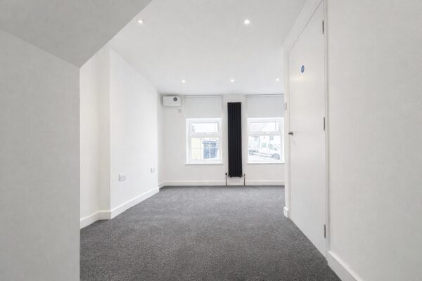 1 Bedroom Flat  - High Wycombe