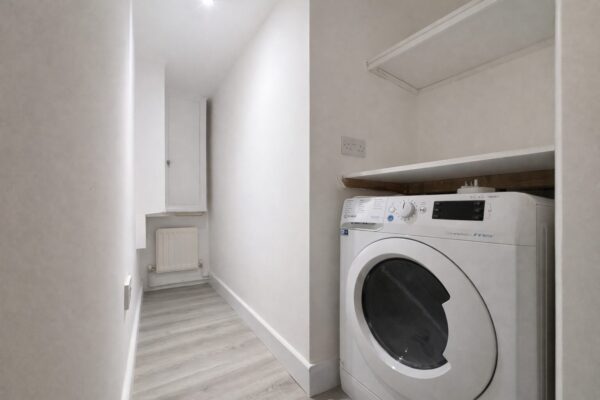1 Bedroom Flat  - High Wycombe