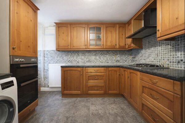 3 Bedroom House  - High Wycombe
