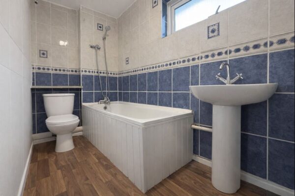 3 Bedroom House  - High Wycombe