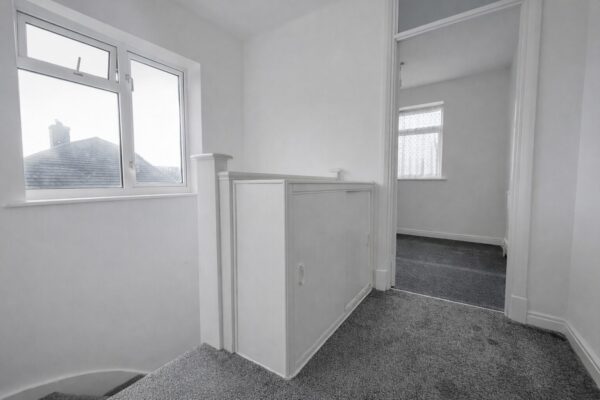 4 Bedroom House  - High Wycombe