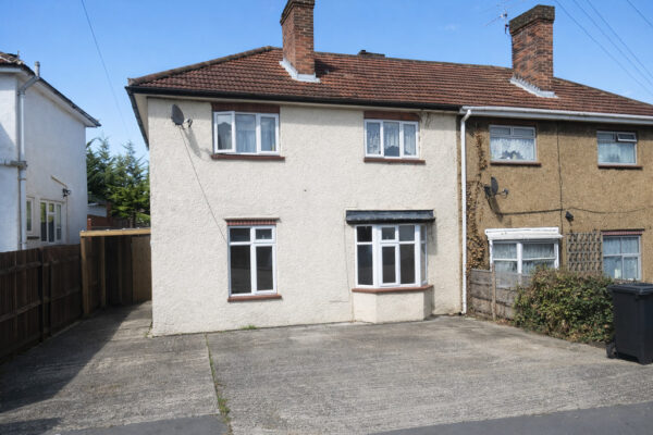 3 Bedroom Flat  - High Wycombe
