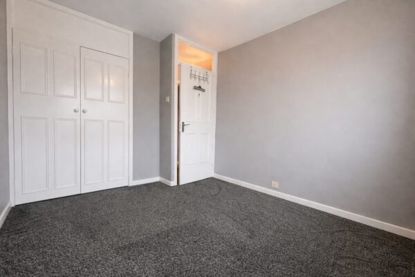 3 Bedroom Flat To Let - High Wycombe HP11