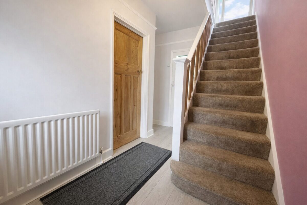 5 Bedroom House  - High Wycombe