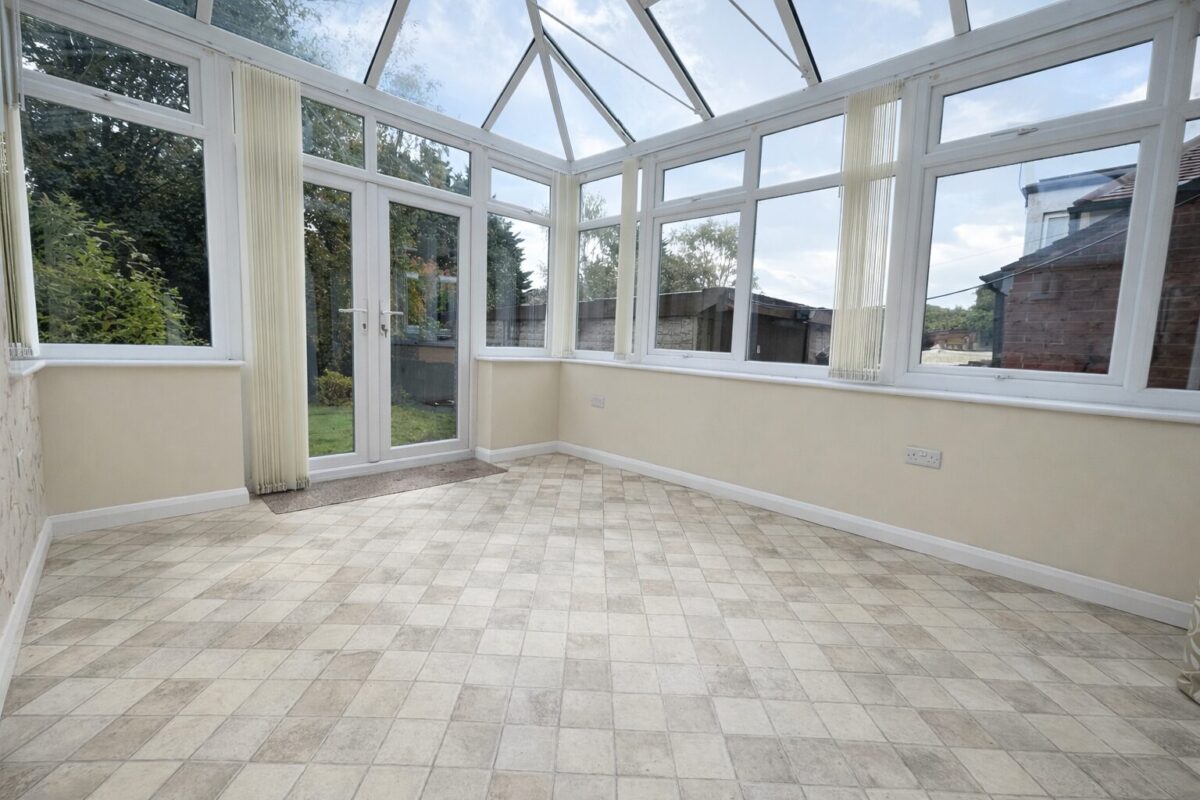 5 Bedroom House  - High Wycombe
