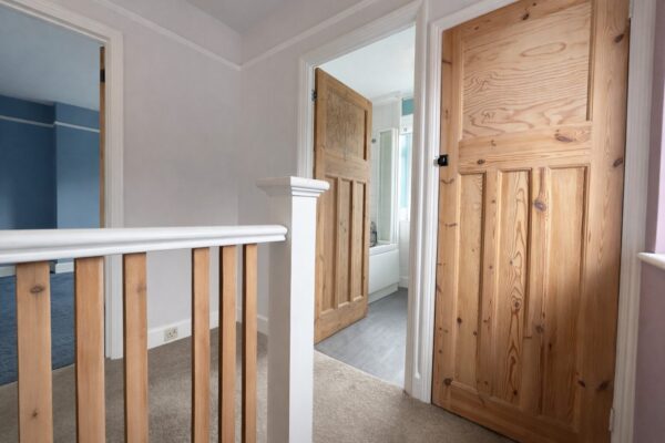 5 Bedroom House  - High Wycombe