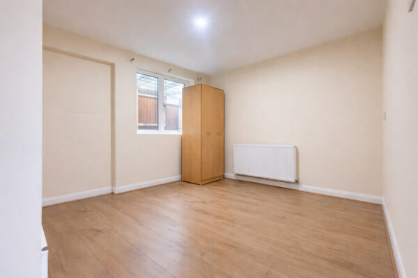 4 Bedroom Flat - High Wycombe