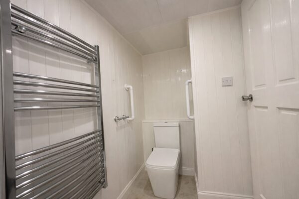 3 Bed-Terraced, Forgetts Road, Lane End, HP14 3DZ