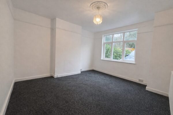 3 Bed Semi-Detached - High Wycombe
