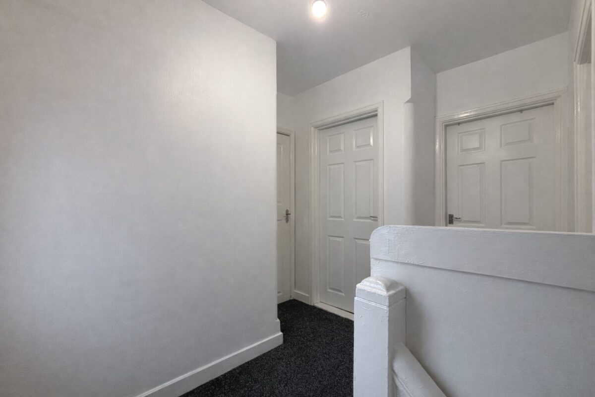3 Bed Semi-Detached - High Wycombe