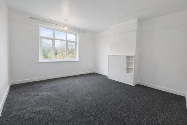 3 Bed Semi-Detached - High Wycombe