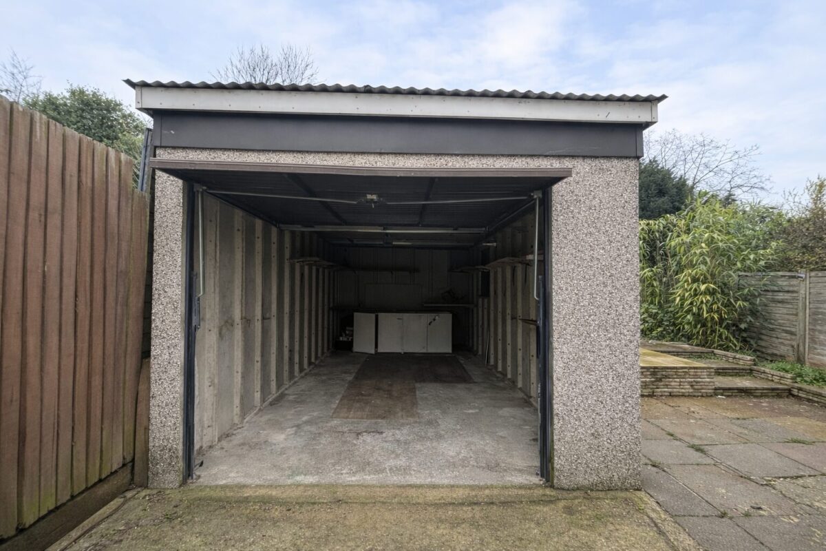 3 Bed Semi-Detached - High Wycombe