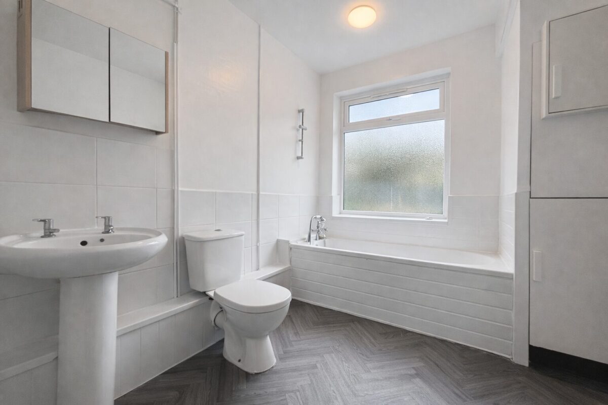 3 Bed Semi-Detached - High Wycombe