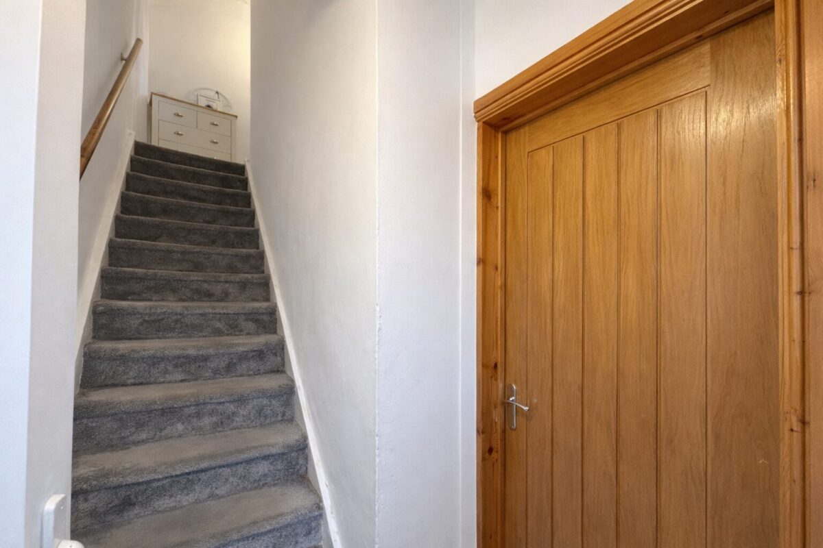 4 Bed Semi-Detached -  High Wycombe