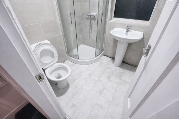 3 Bedroom House - Oldbury