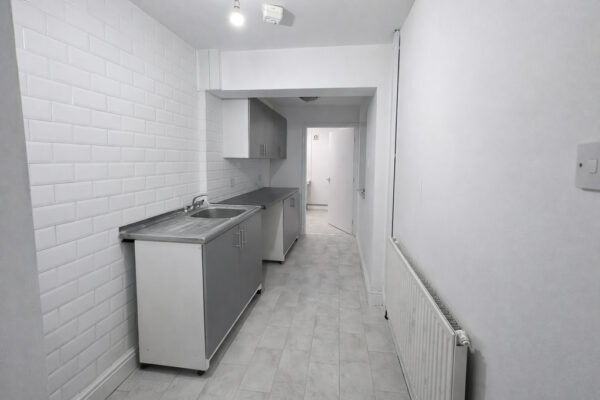 3 Bedroom House - Oldbury