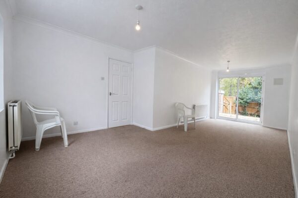 3 Bed Terraced, Hithercroft Road - High Wycombe