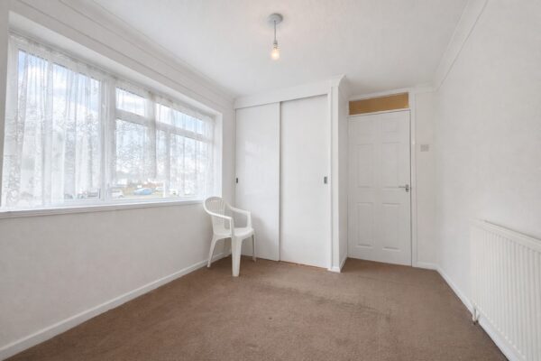 3 Bed Terraced, Hithercroft Road - High Wycombe