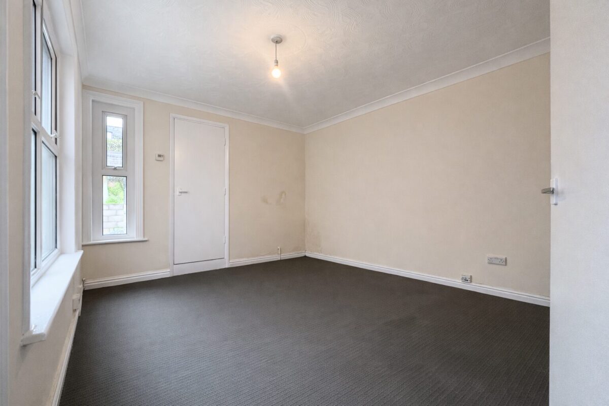 3 Bed Semi Detached  High Wycombe