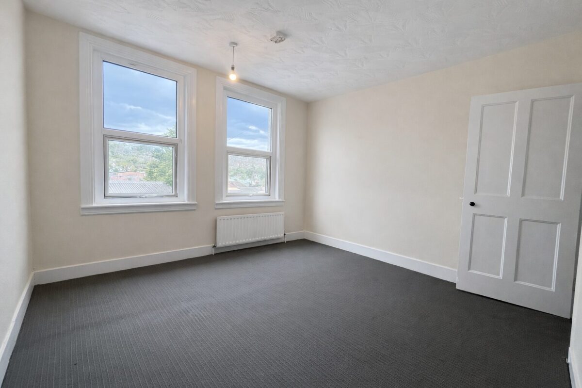 3 Bed Semi Detached  High Wycombe
