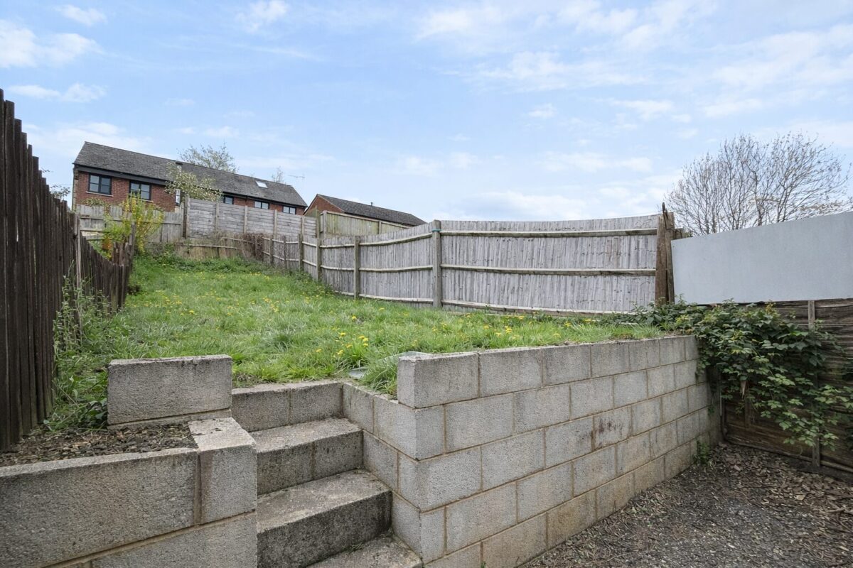3 Bed Semi Detached  High Wycombe