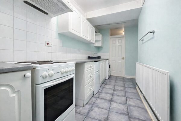 Studio Annex, Bills Included, Deeds Grove, High Wycombe, HP12 3NT