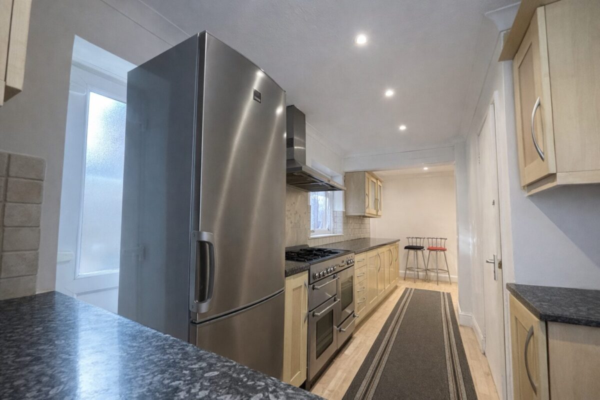 4 Bedroom Detached, Cressex Road, High Wycombe, HP12 4PG