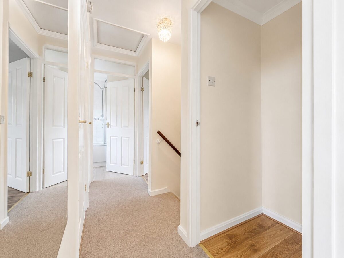 4 Bed Detached, Carver Hill Road, High Wycombe, HP11 2UQ