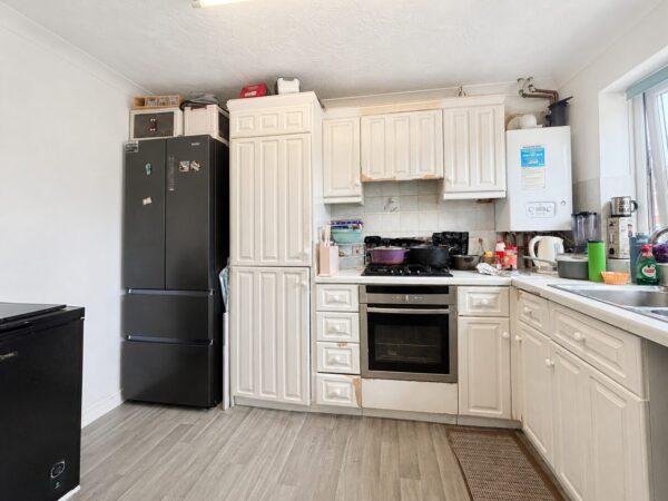 3 Bed Detached, Rutland Avenue, High Wycombe, HP12 3LL