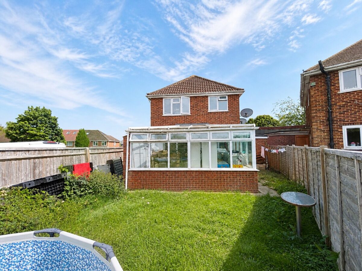 3 Bed Detached, Rutland Avenue, High Wycombe, HP12 3LL