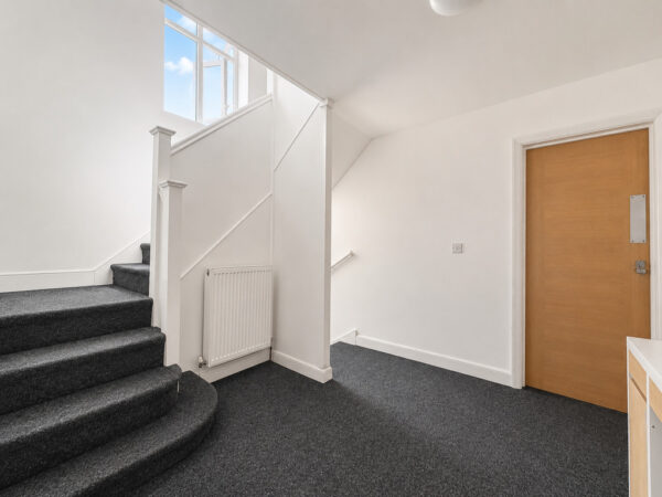 Furnished Double Room, West Wycombe Road, High Wycombe, Buckinghamshire, HP12 3AF