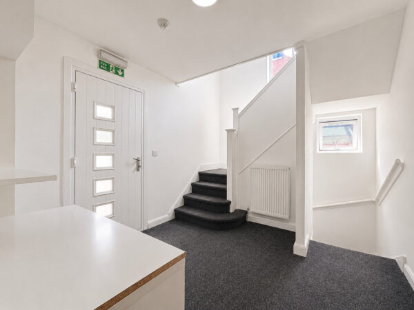Furnished Double Room, West Wycombe Road, High Wycombe, Buckinghamshire, HP12 3AF