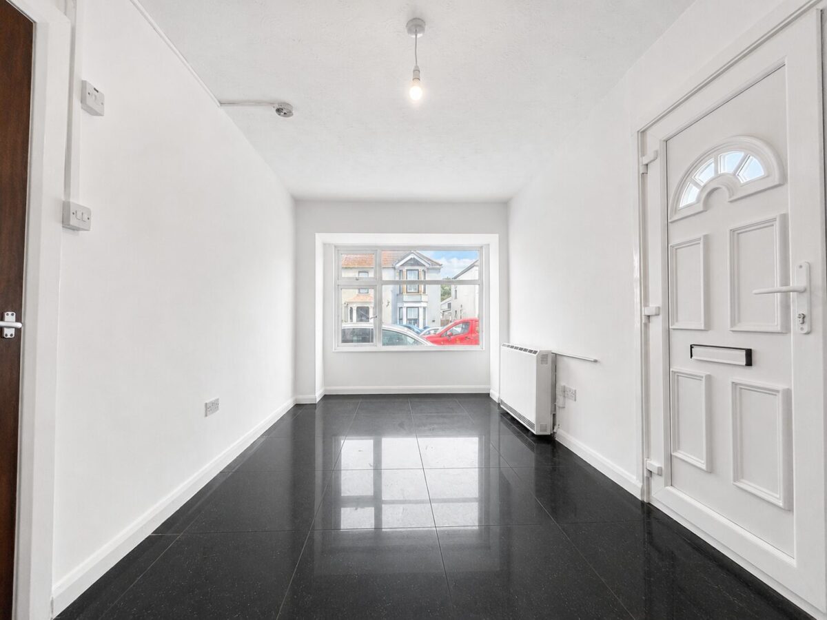 Box Studio Flat, Abercromby Avenue, High Wycombe, Buckinghamshire, HP12 3BB