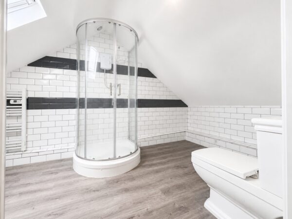 Studio Flat, Gordon Road, High Wycombe, Buckinghamshire, HP13 6EP