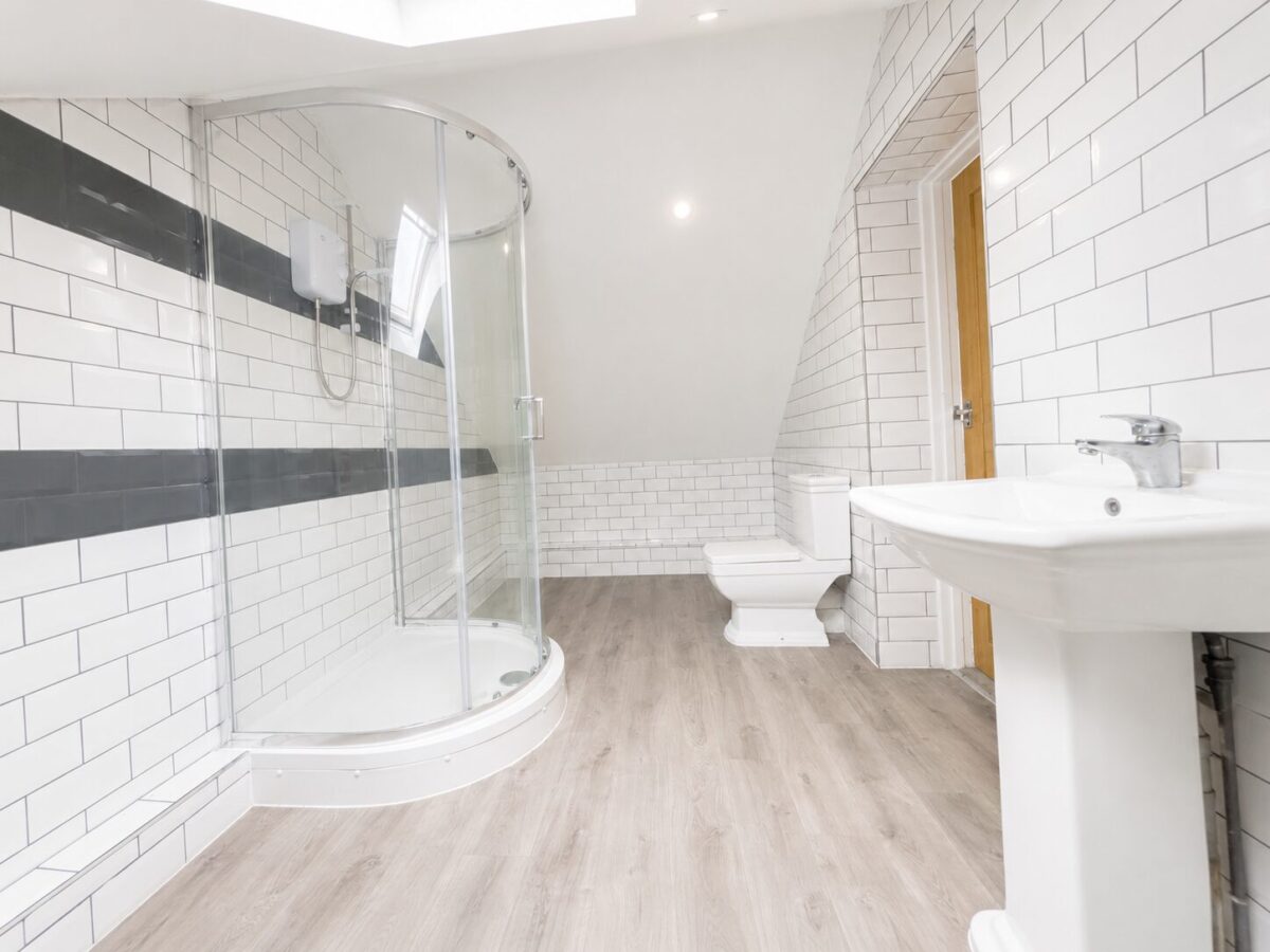 Studio Flat, Gordon Road, High Wycombe, Buckinghamshire, HP13 6EP
