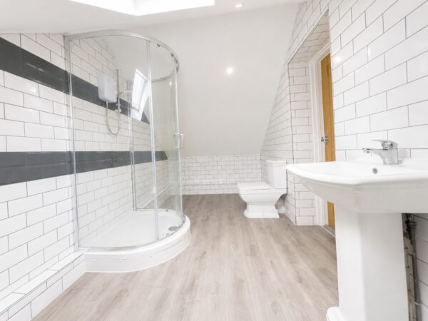 Studio Flat, Gordon Road, High Wycombe, Buckinghamshire, HP13 6EP